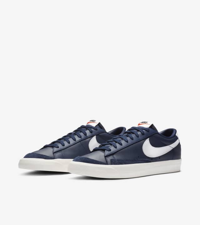 スリムなデザイン Nike Blazer Low 77 Vintage ビンテージ スタイルで登場 Represent